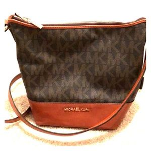 Authentic Michael Kors Crossbody